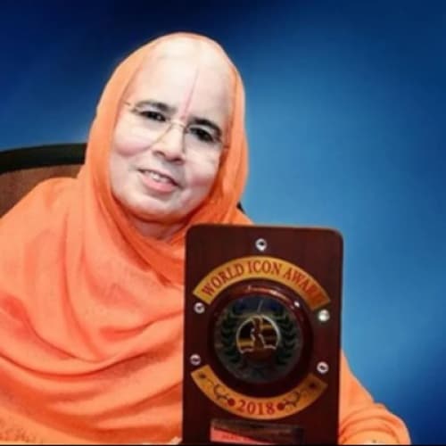 Cover for Spiritual leader Kripalu Maharaj's eldest daughter killed in car accident on Yamuna Expressway