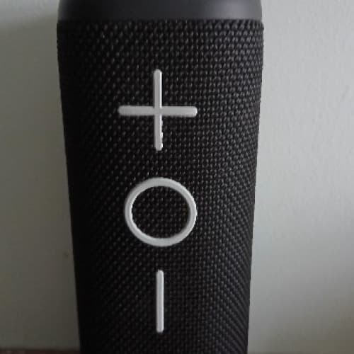 Cover for Noises